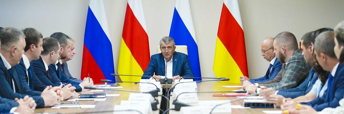 Сергей Меняйло провел заседание республиканского координационного совета по взаимодействию с Движением Первых